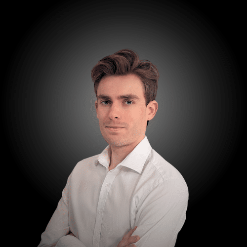 Un portrait d'Emilien Aschbacher, membre de Des Mots et Debats