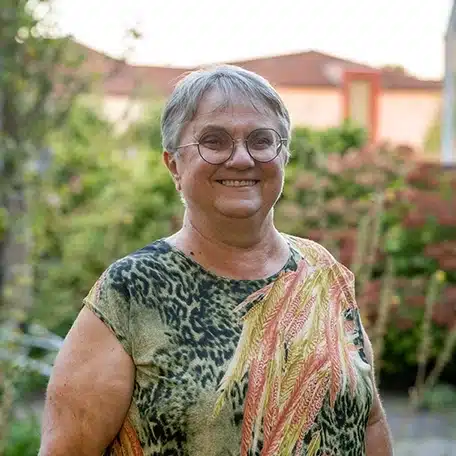 Un portrait de Lisiane Janco, membre de Des Mots et Debats