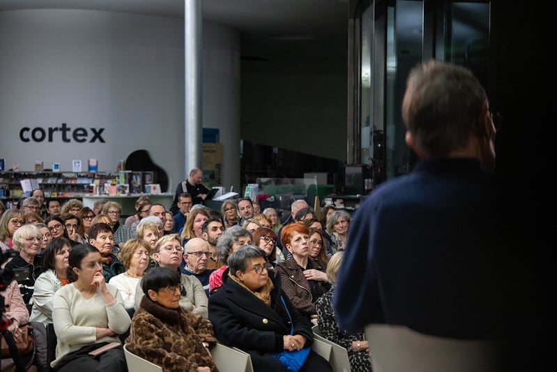 Autopsie des faits divers